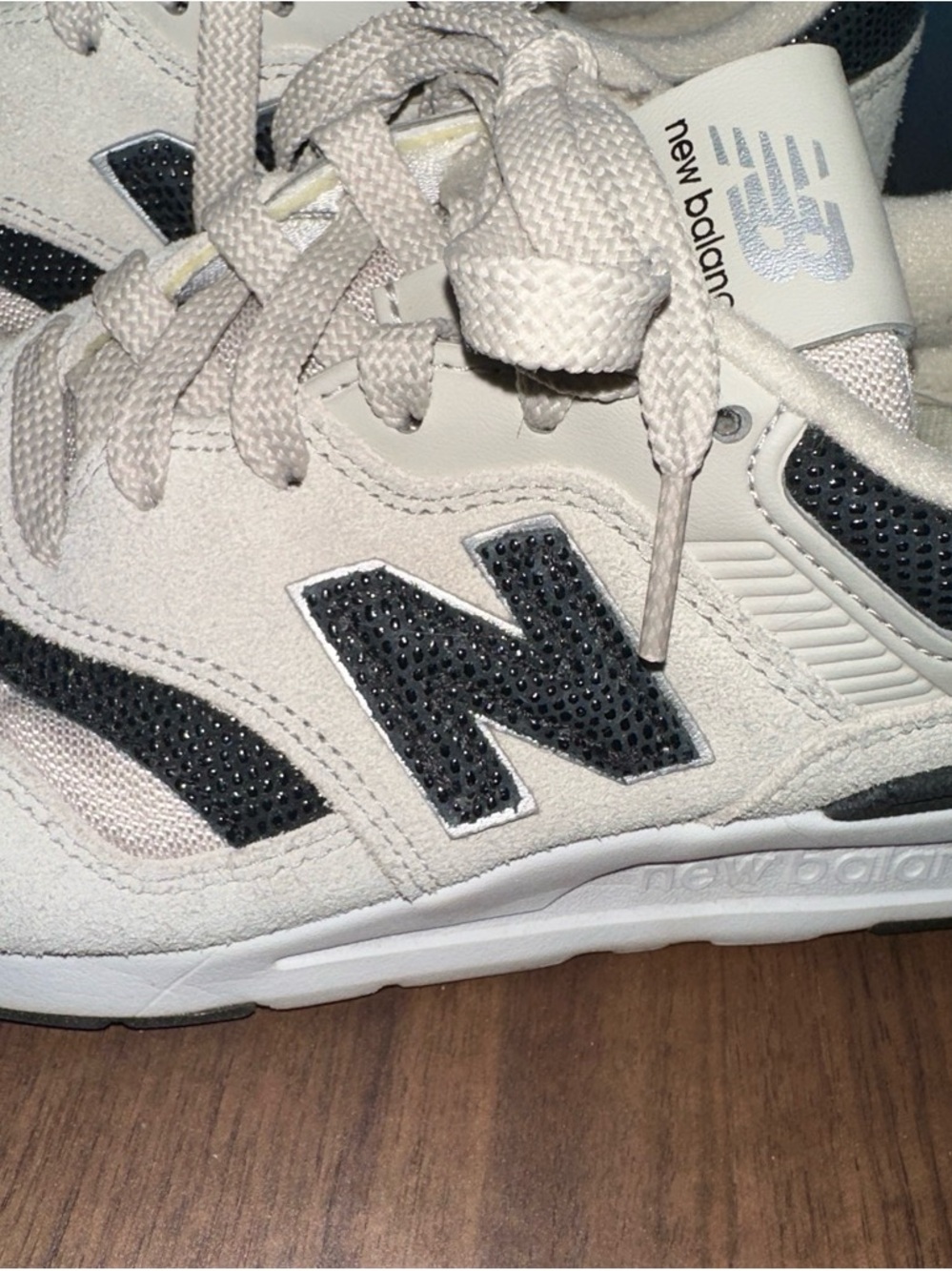 New Balance 997H Womens Cream and Navy Sneakers with Sparkle 'N' Logo